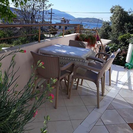 Rezart Apartment Саранде Екстериор снимка
